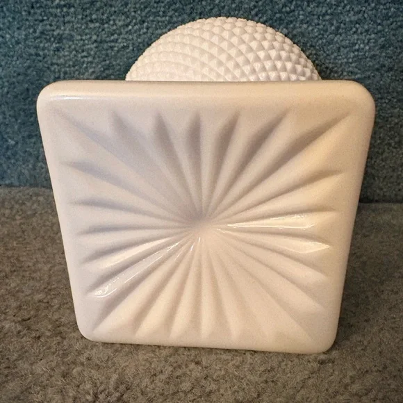 Vintage Westmoreland English Hobnail Ivy Bowl Milk Glass Rose Bowl Vase MINT - Picture 4 of 6